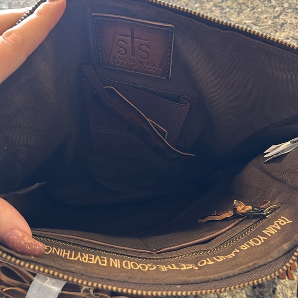 STS SERAPE COLLECTION - Picture 3 of 6